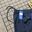 Bermuda Power Elastano Com Fenda Lateral - Azul Marinho