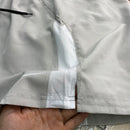 Short Power Com Fenda - Cinza Claro/Branco