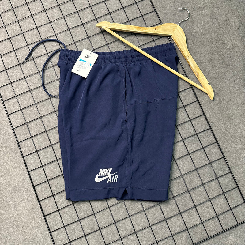 Short Mauricinho Power com Fenda Lateral