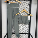 Conjunto Ester em Poliamida Liso - Feminino