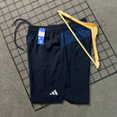 Bermuda Power Elastano Com Fenda Lateral - Azul Marinho