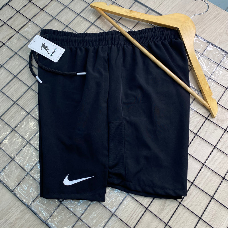 Short Mauricinho Power Com Fenda - Preto