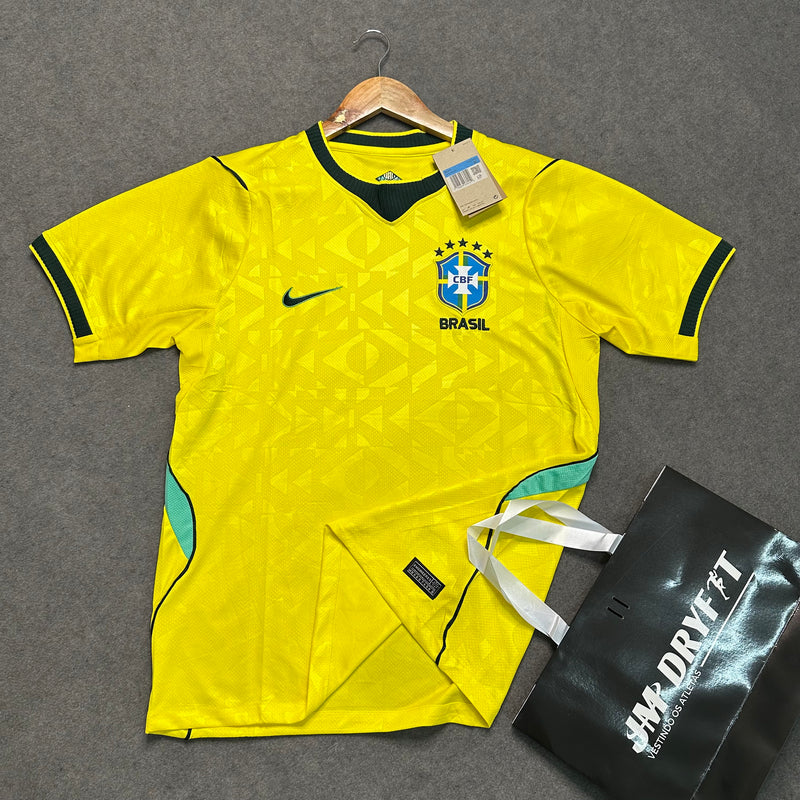 Camisa da Seleção Brasileira 2026 Tailandesa 1.1 - Amarela Torcedor