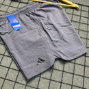 Short Mauricinho Power com Fenda Lateral Arredondado